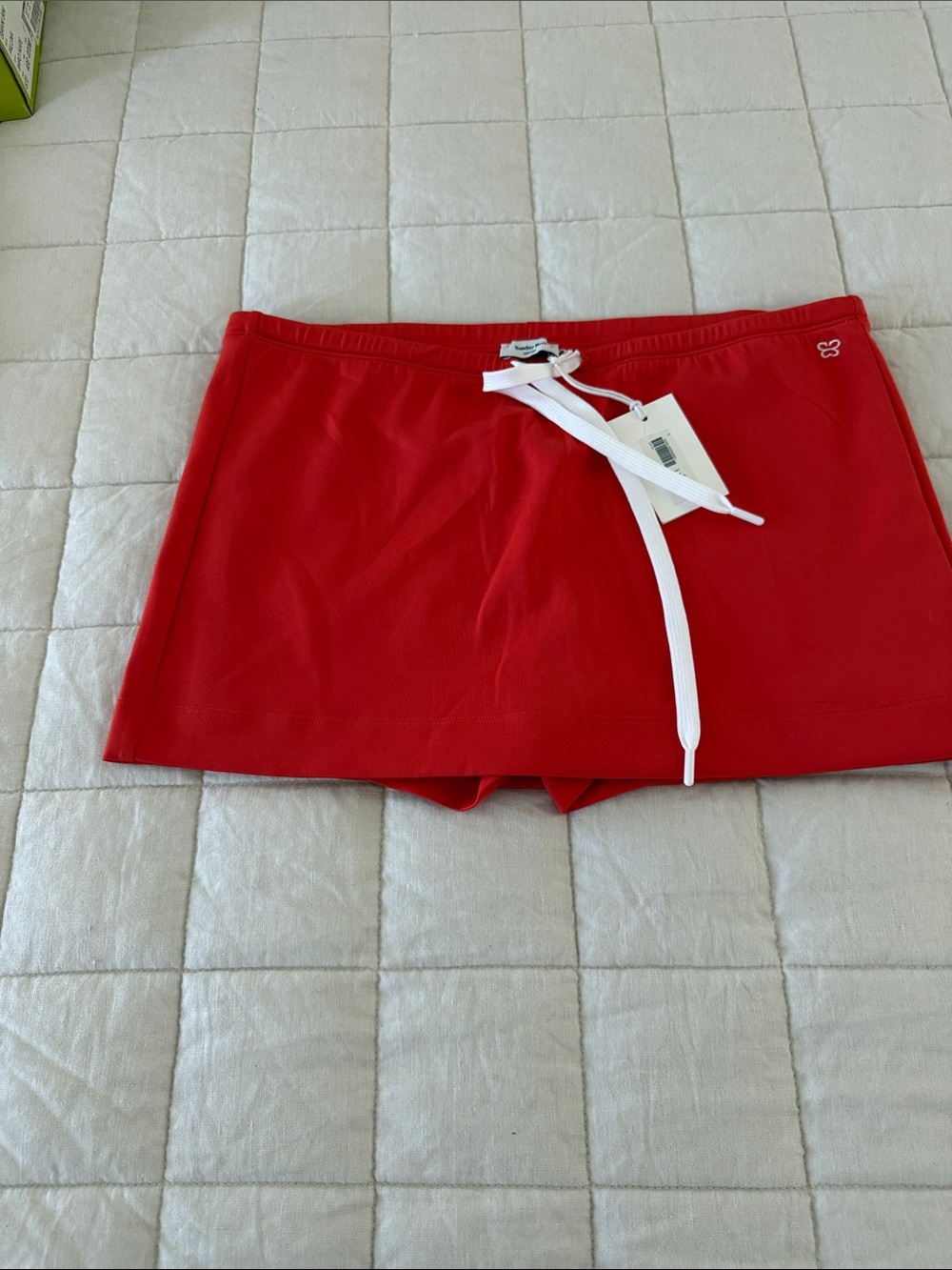 Aritzia Red Athletic Skort with White Drawstring